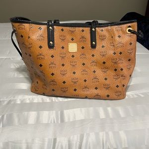 MCM Reversible Tote Cognac